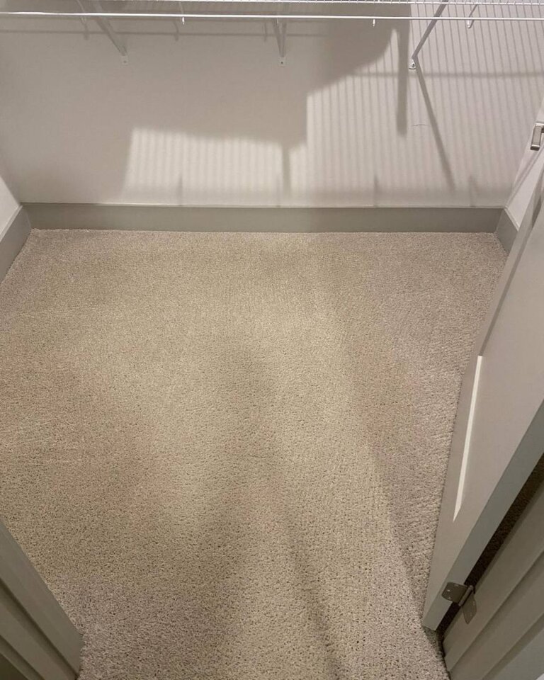Carpet Cleaning Service in Virginia Beach. VA. Call today to request your free quote!